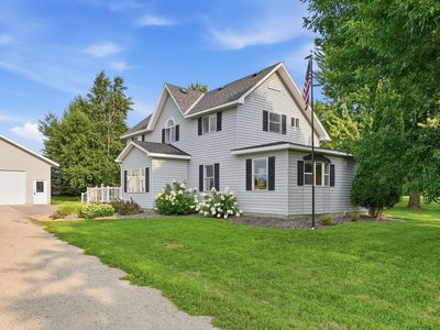 7520 County Road 9 NE