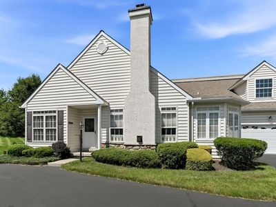 1304 Churchill Ln