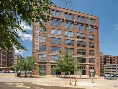 1611 Locust St SUITE 406