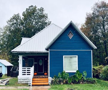 411 N College Avenue