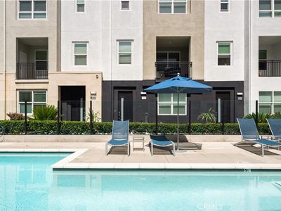 2278 Synergy Dr