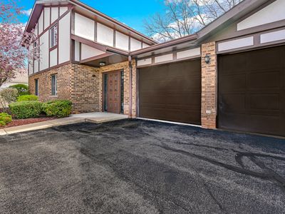 5100 W 122nd St APT 2B