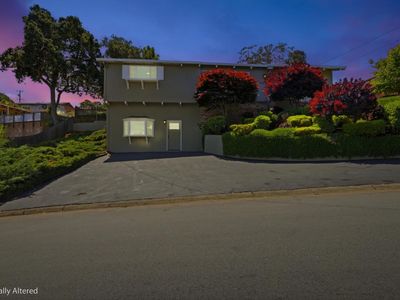 416 Middle Rd