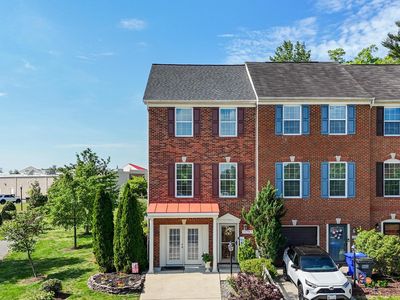 11797 Sunningdale Pl