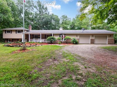 3747 Ray Rd