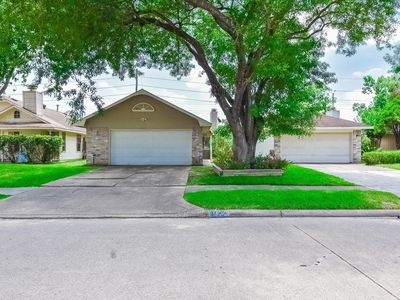 3723 Varla Ln