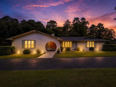207 Glass Hill Dr.