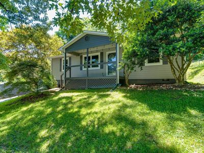 532 Lupton Dr