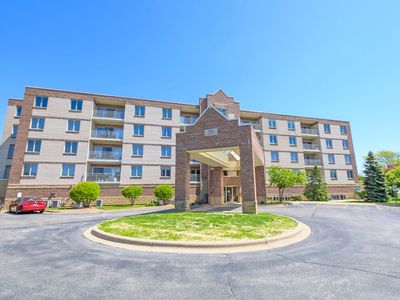 201 W Brush Hill Rd Unit 305