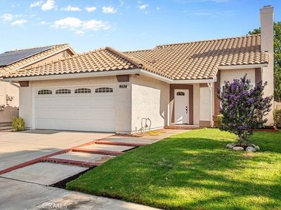 5747 Oakmont Dr