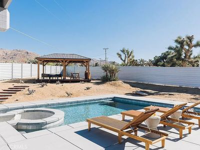 60323 Granada Dr