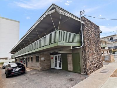 2032 Kapiolani Blvd