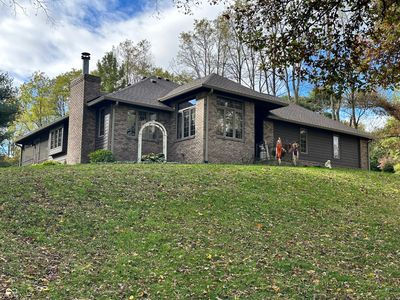 2975 Clear Creek Blvd