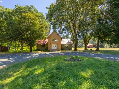 401 De Costa Ln