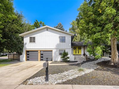 8469 W Vassar Drive