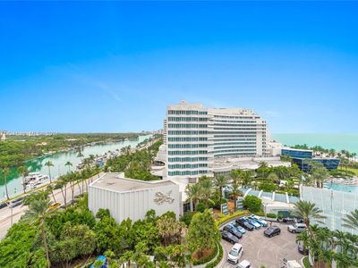 4401 Collins Ave #1007