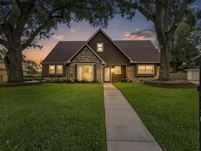720 Randolph Cir