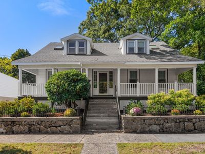 56 Rockdale Ave