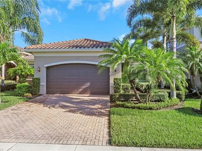 4113 Amelia WAY