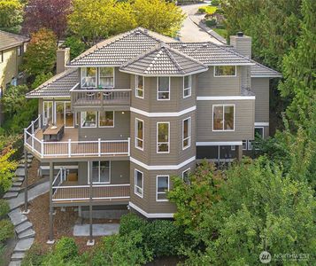 4618 NE 89th Street