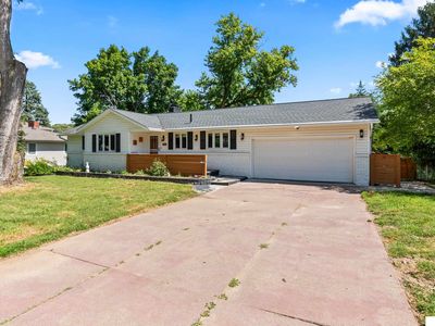 3315 S 104th Ave