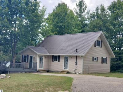 8055 N 41st Rd
