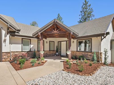 1119 Holly Leaf Ln