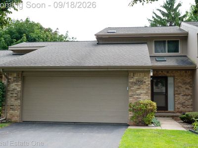 7900 Meadow Dr