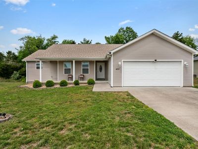 433 Lansing Ln