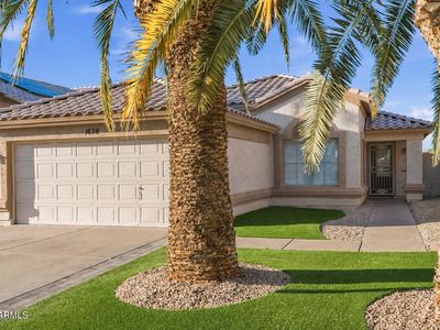 1638 E Barbarita Ave