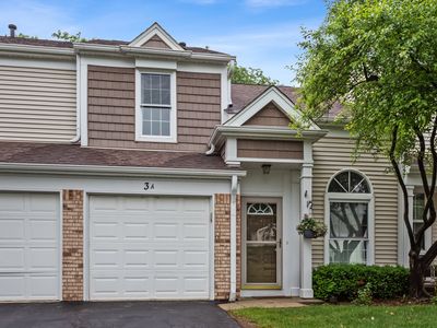 3 Chaucer Ln APT A