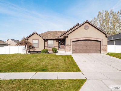 3930 Barossa Dr