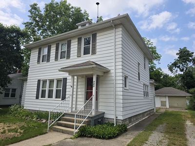 743 N Saginaw St