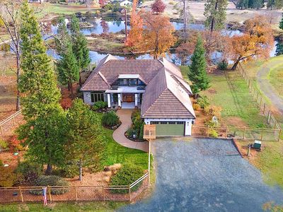 903 Nicklaus Point Ln