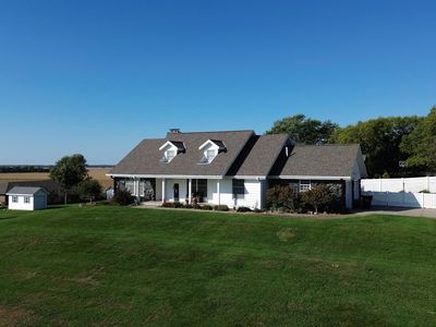 4809 Country Club Dr