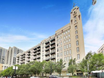 758 N Larrabee St APT 630