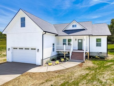 72 Canary Ln
