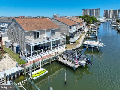 145 Newport Bay Dr #8