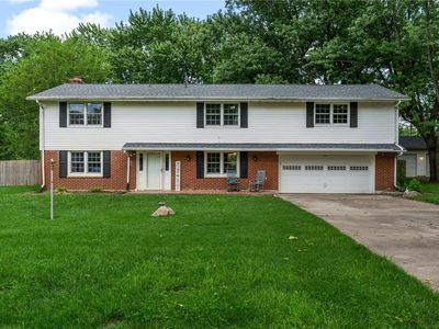 7565 Newbury Rd