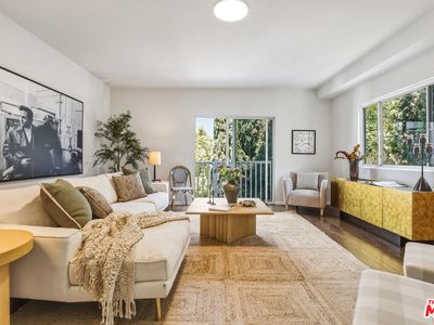2525 Ivanhoe Dr