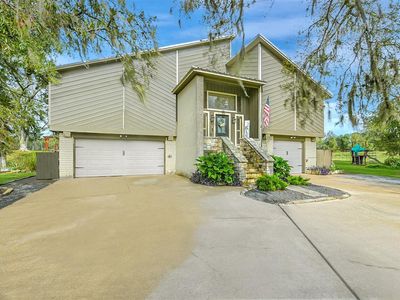 2602 Sleepy Hollow Dr