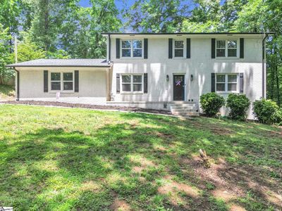 121 Forest Park Dr