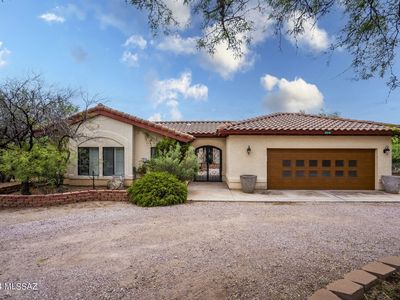 770 E Camino Vista Del Cielo