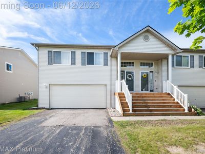 Property at 1108 Lake Park Dr, Grand Blanc, MI