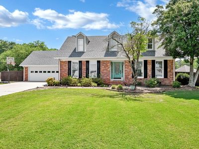 1410 Angie Dr NW