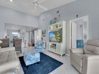 5762 SABAL TRACE DRIVE #201