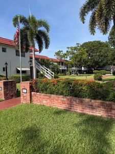 899 SE 2nd Avenue #206
