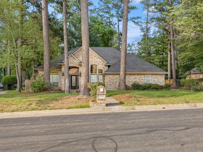 3506 Woods Blvd