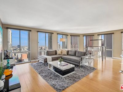 800 W 1st St APT 2805