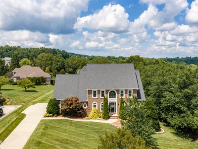 108 Strawberry Field Dr